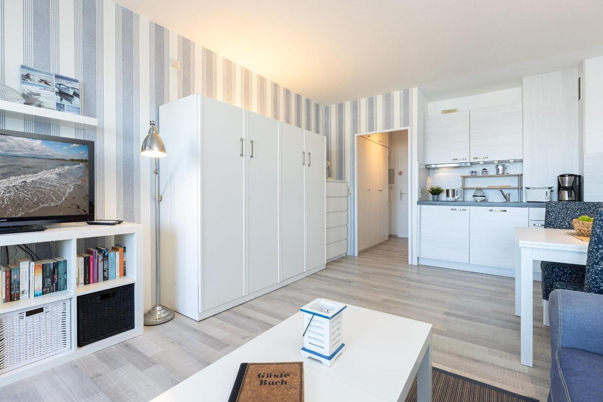 Boern Brn Seemoewe Laboe Exterior foto